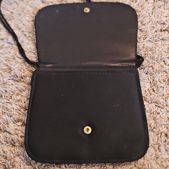 Vintage Walborg Beaded Evening Bag Made in Macau – Black, Silver & Gold Beads - Picture 4 of 7